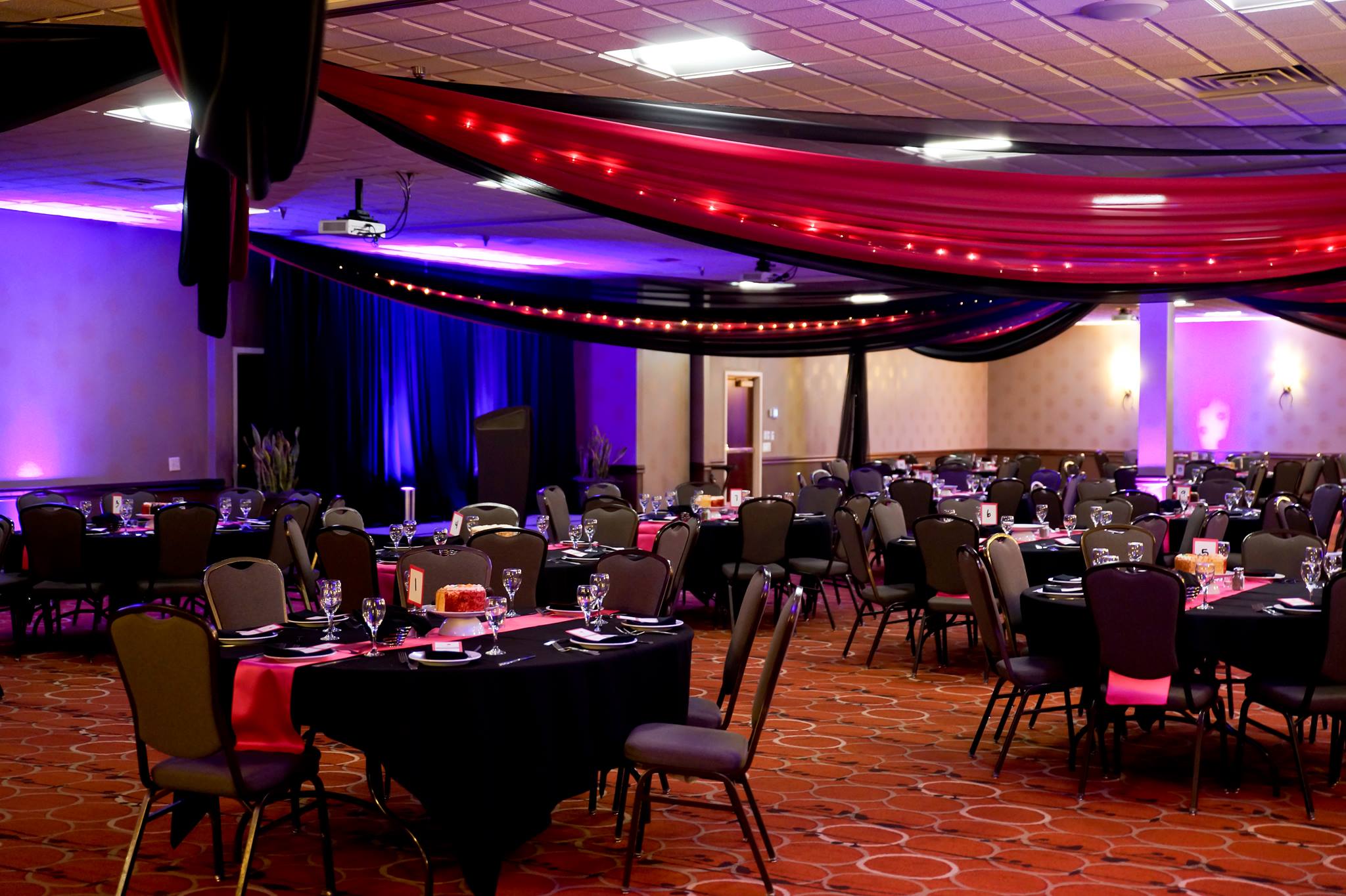 North Metro Event Center Minneapolis / St. Paul Meetings/Weddings in