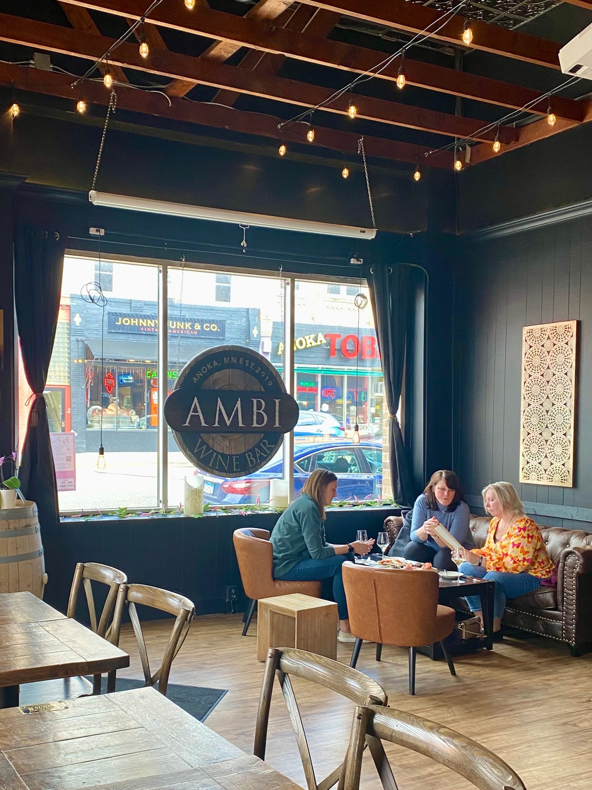 Ambi Wine Bar Minneapolis / St. Paul Things to Do in the Twin Cities