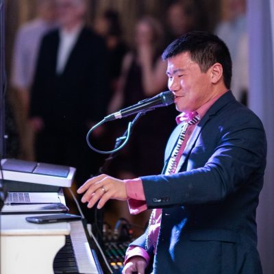 Dueling Pianos at Majestic Oaks