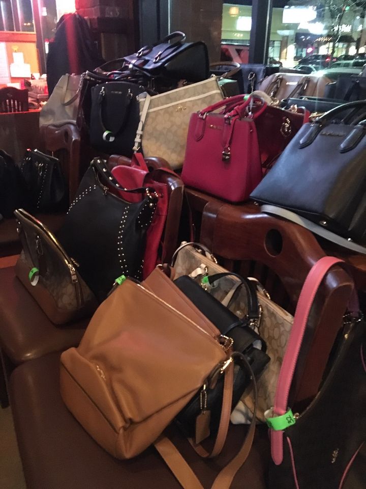 Purse Bingo at Clive's Roadhouse
