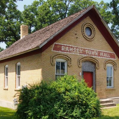 McGhiever, CC BY-SA 3.0 <https://creativecommons.org/licenses/by-sa/3.0>, via Wikimedia Commons