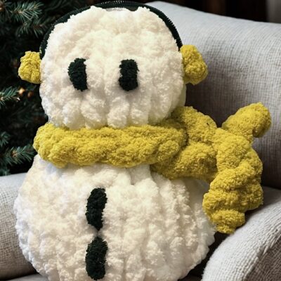 Hand Knit Snowman